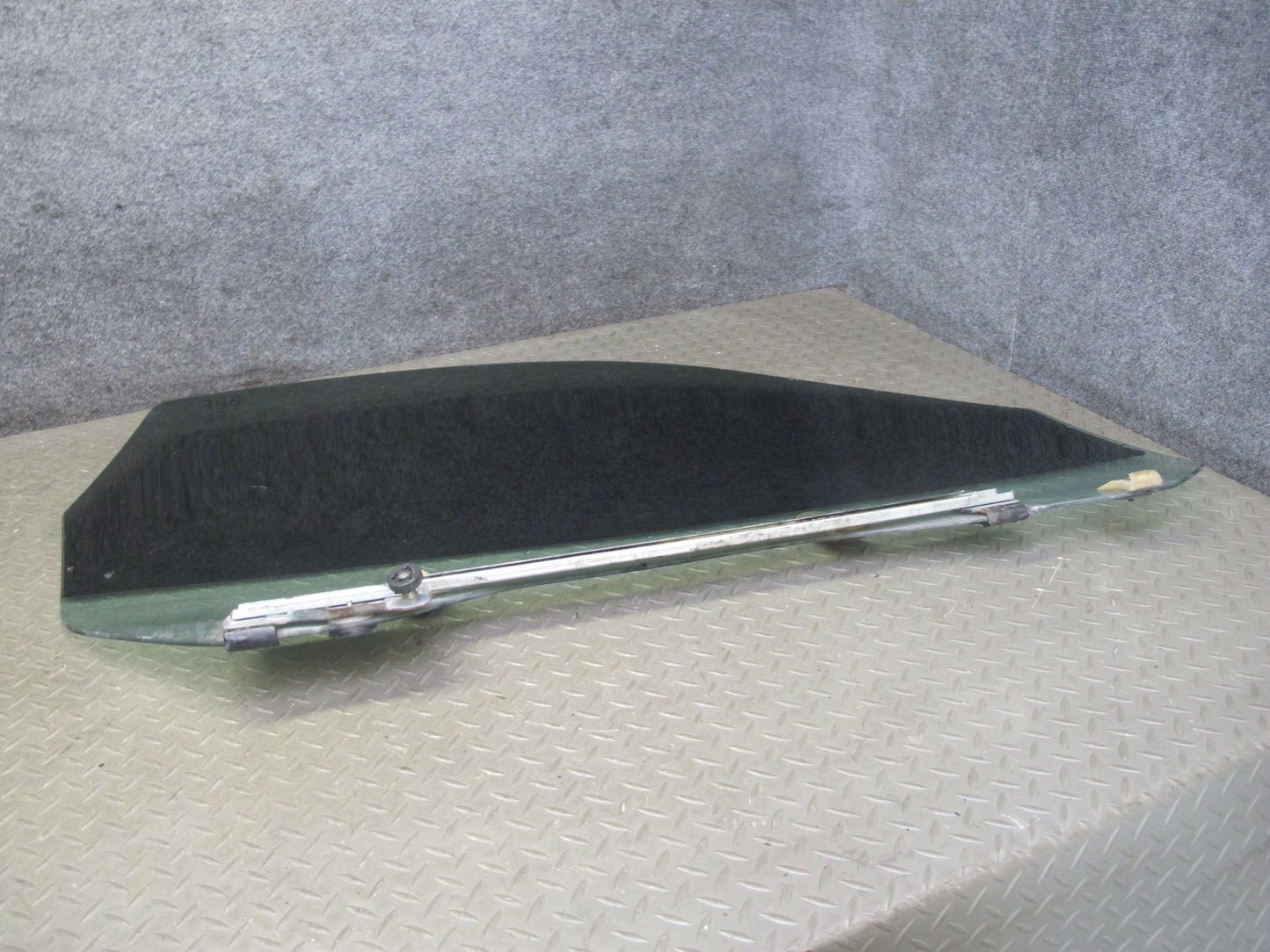 93-02 Pontiac Firebird Camaro Left Driver Door Glass Window OEM