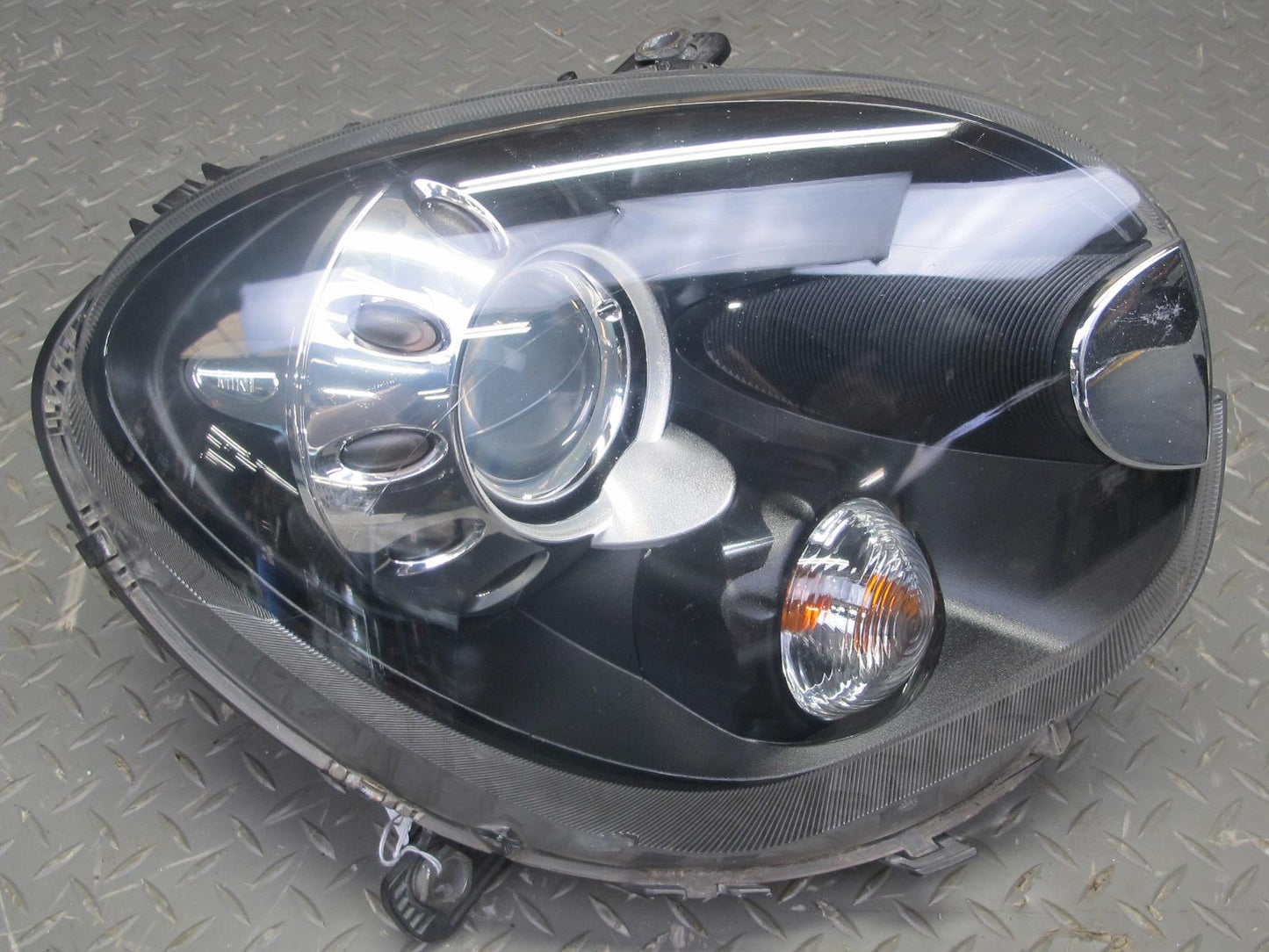 11-16 Mini R60 R61 Countryman Set of 2 Front Xenon Headlight Lamp w Ballast OEM
