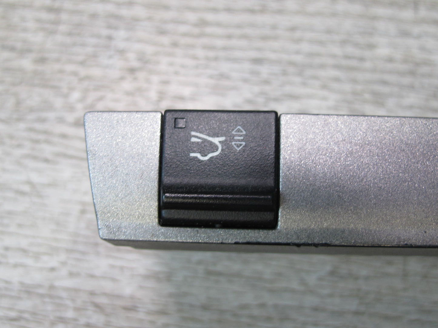 2005-2008 Porsche 911 997 Spoiler PSM Stability Control Switch 99761313300
