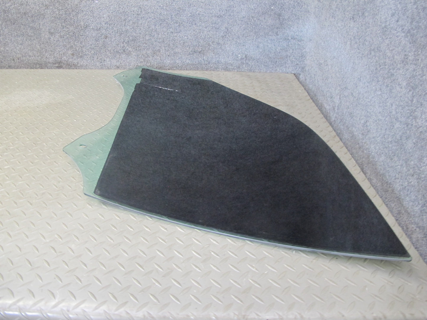 2014-2018 BMW F15 X5 Front Right Door Glass Window