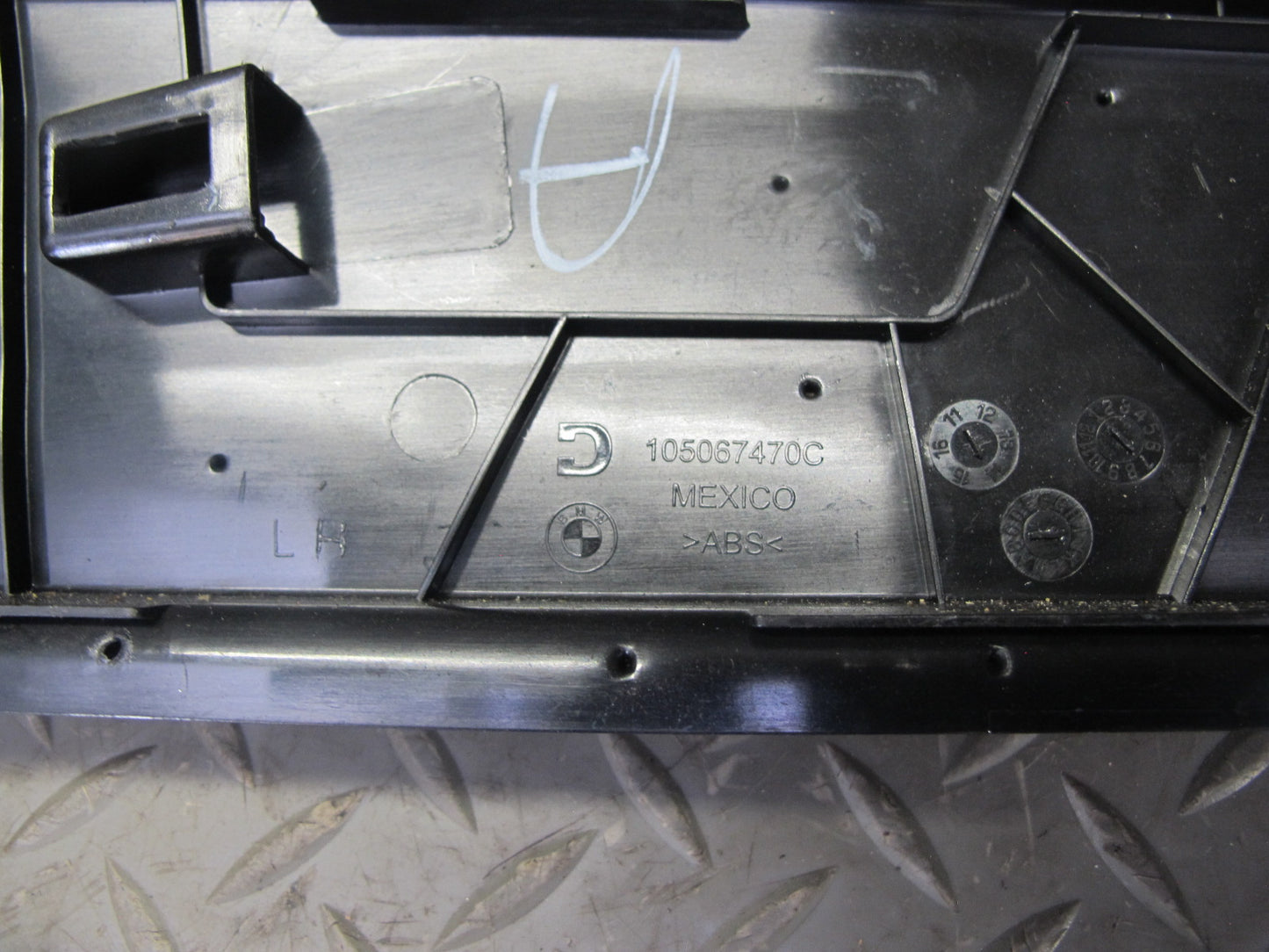 2014-2018 BMW F15 X5 Center Console Left & Right Side Trim Panel Mokka Set of 2