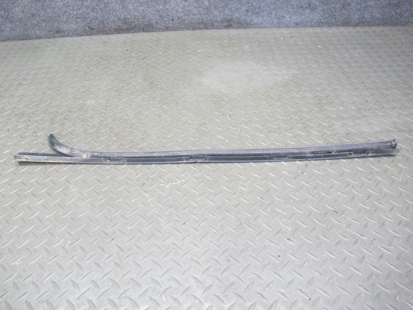 01-06 Lexus UCF30L LS430 Set of 2 Front Windshield A Pillar Trim Molding OEM