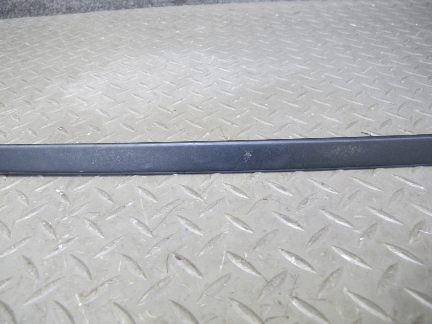 01-06 Lexus UCF30L LS430 Set of 2 Front Windshield A Pillar Trim Molding OEM