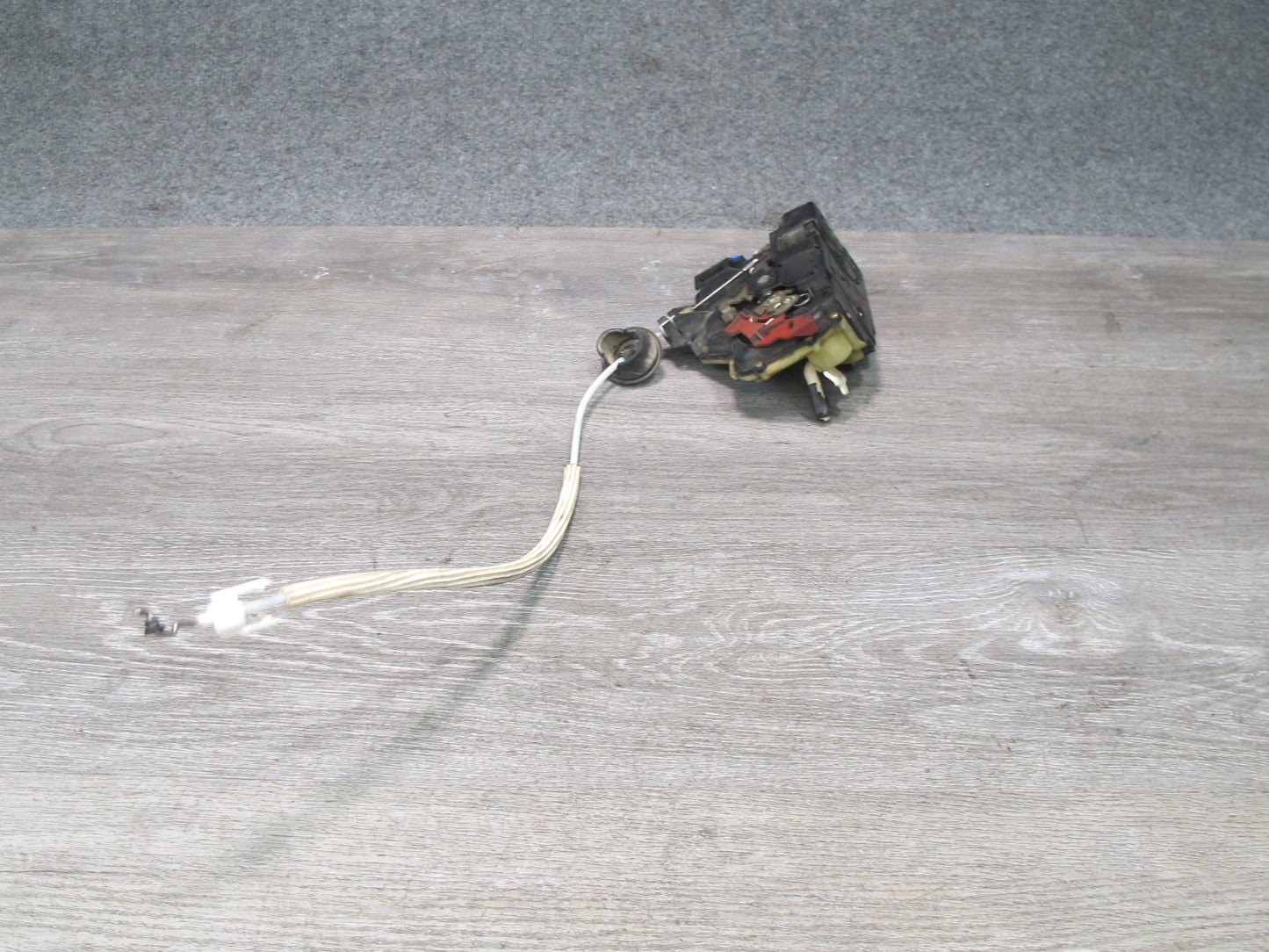 2005-2012 Porsche 911 997 Boxster Left Door Lock Latch Actuator 3D1837015C