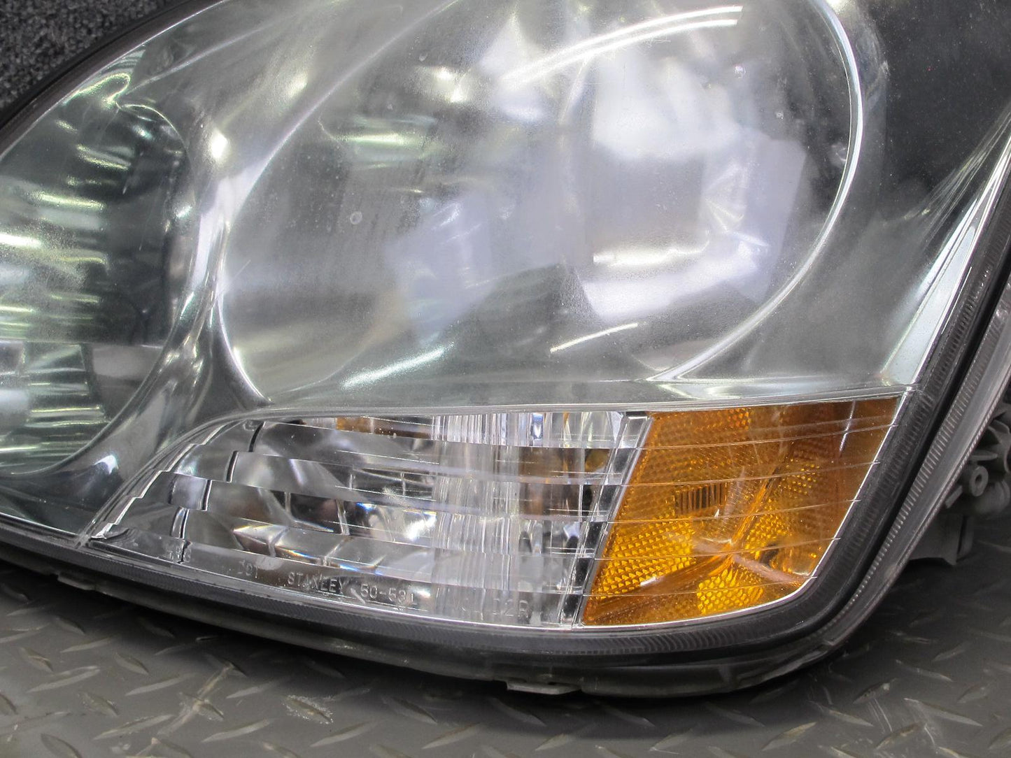 01-03 Lexus UCF30L LS430 Front Left Xenon HID Headlight Lamp OEM
