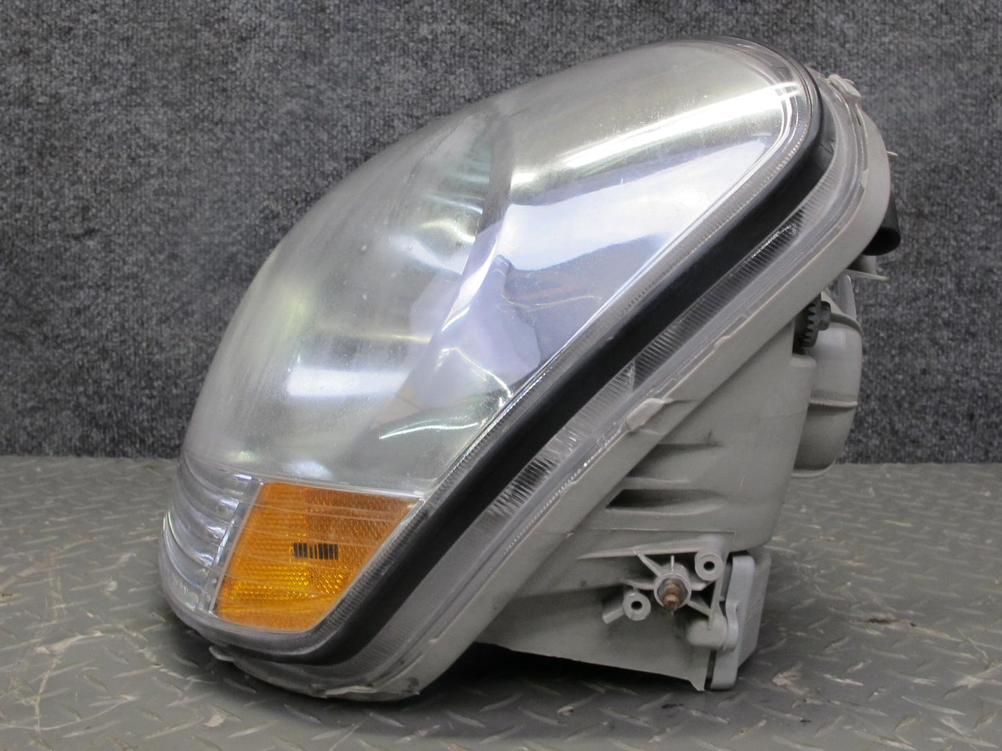 01-03 Lexus UCF30L LS430 Front Left Xenon HID Headlight Lamp OEM
