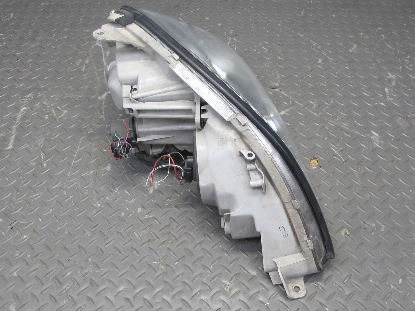 01-03 Lexus UCF30L LS430 Front Left Xenon HID Headlight Lamp OEM