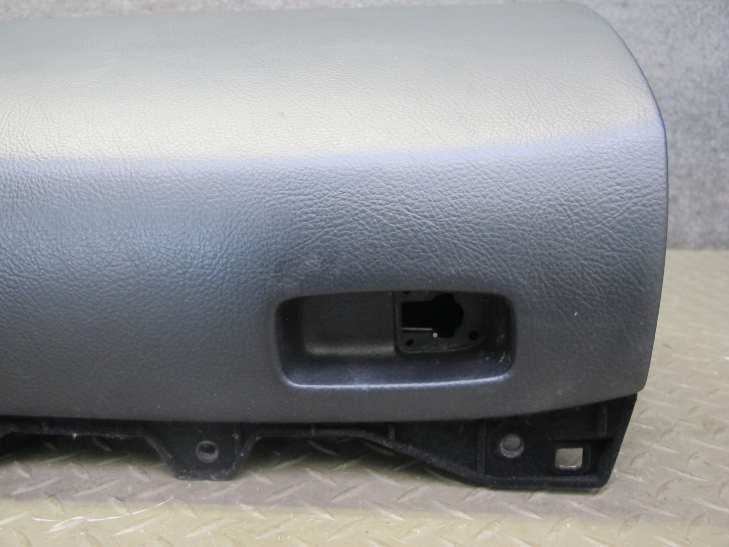 04-06 Lexus UCF30L LS430 Dash Glove Box Compartment Storage Black OEM