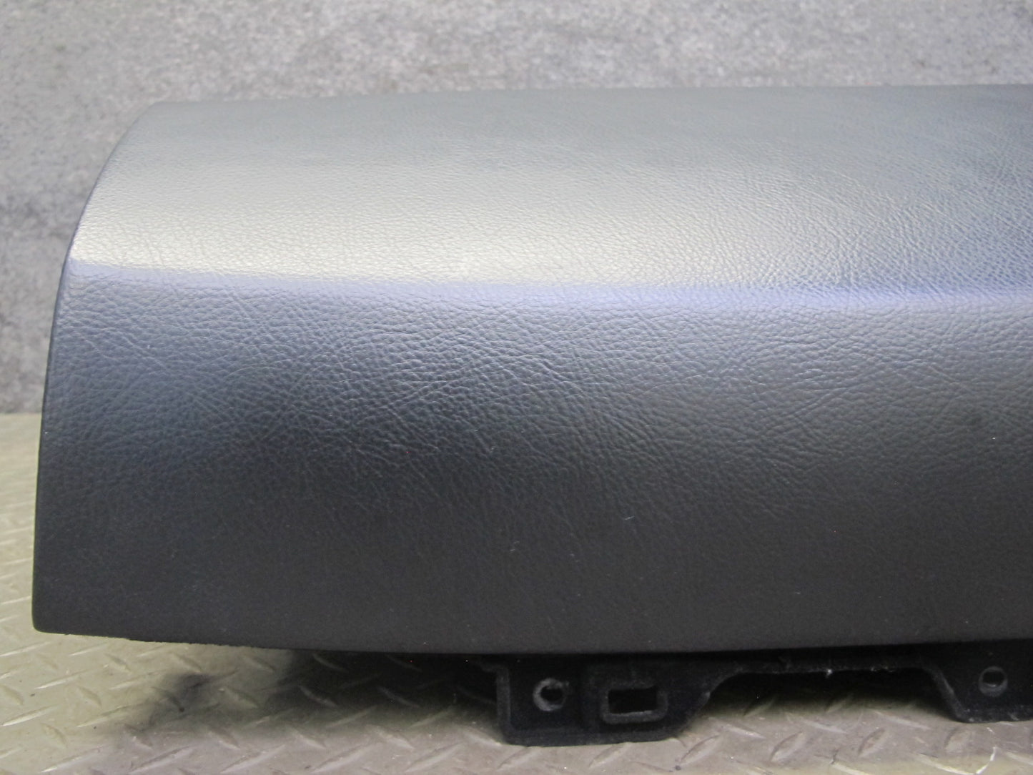 04-06 Lexus UCF30L LS430 Dash Glove Box Compartment Storage Black OEM