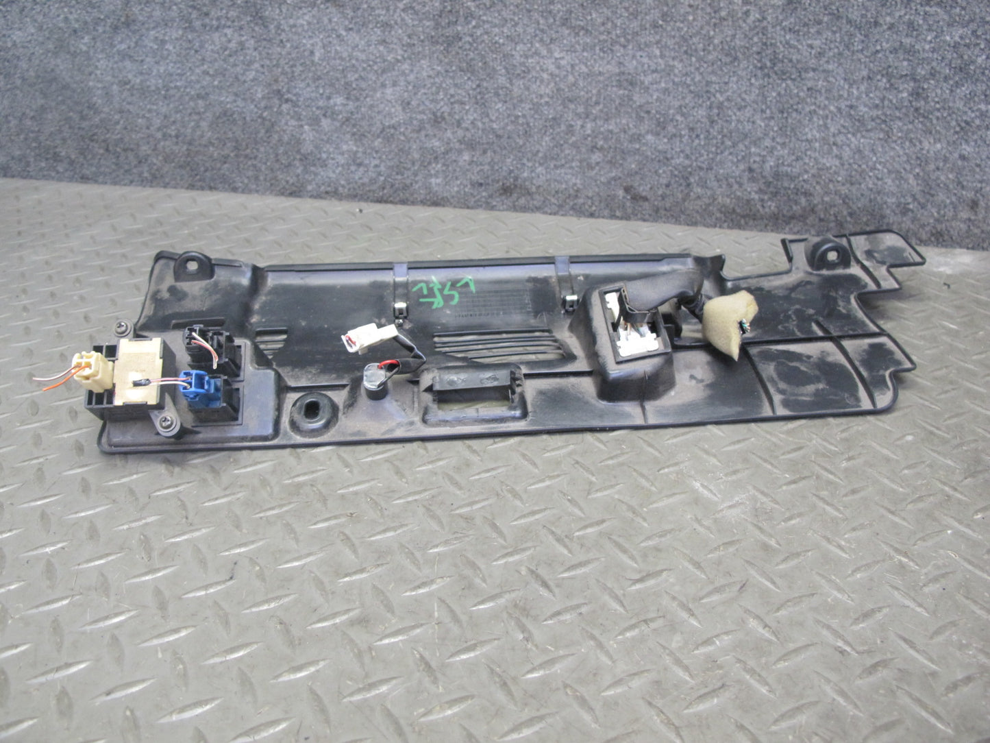 04-06 Lexus UCF30L LS430 Dash Left Lower Knee Trim Cover Panel OEM
