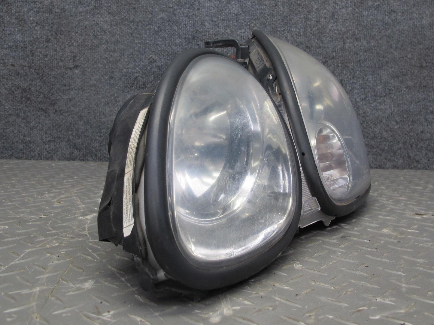 98-05 Lexus JZS160L GS300 GS430 Front Left Halogen Headlight Lamp OEM