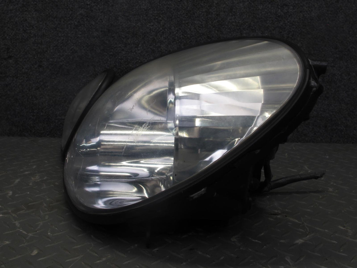 98-05 Lexus JZS160L GS300 GS430 Front Left Halogen Headlight Lamp OEM