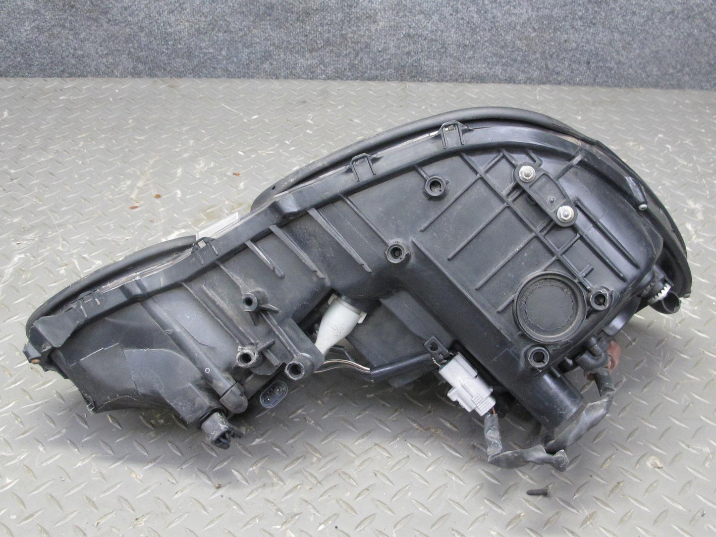 98-05 Lexus JZS160L GS300 GS430 Front Left Halogen Headlight Lamp OEM