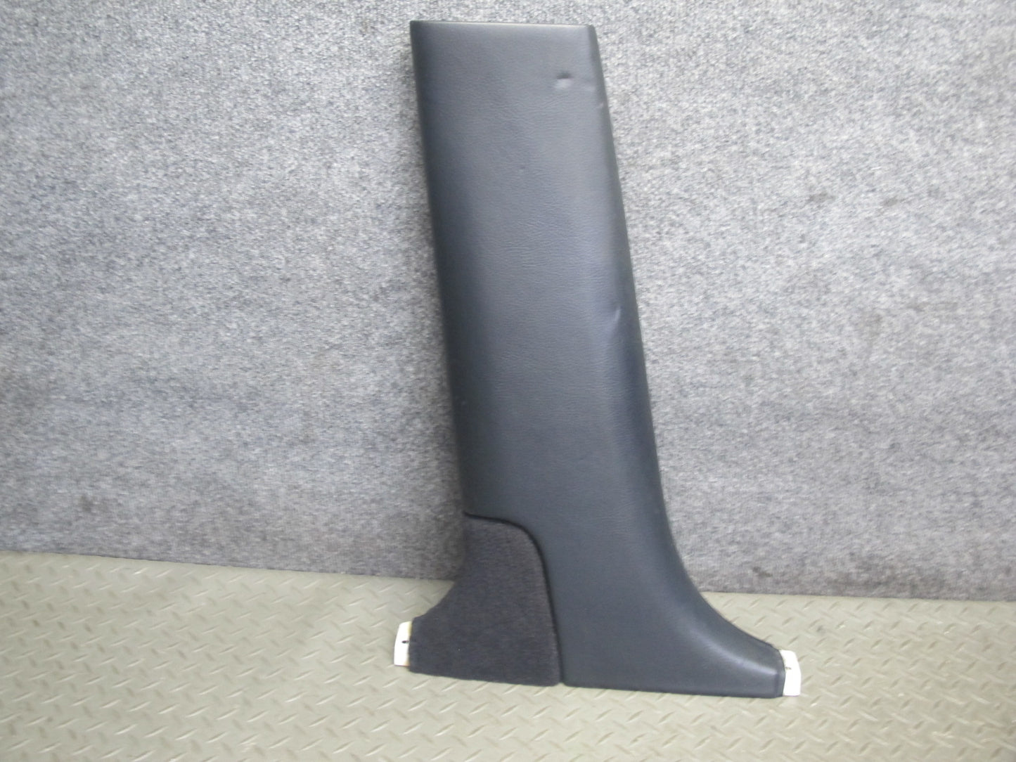 04-06 Lexus UCF30L LS430 Left & Right Lower Center B Pillar Trim Cover Panel OEM
