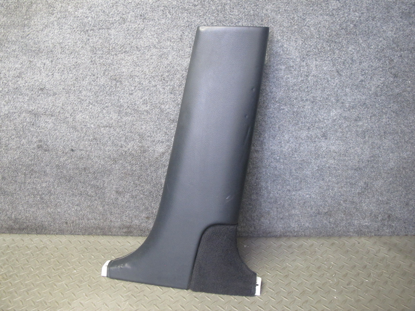04-06 Lexus UCF30L LS430 Left & Right Lower Center B Pillar Trim Cover Panel OEM