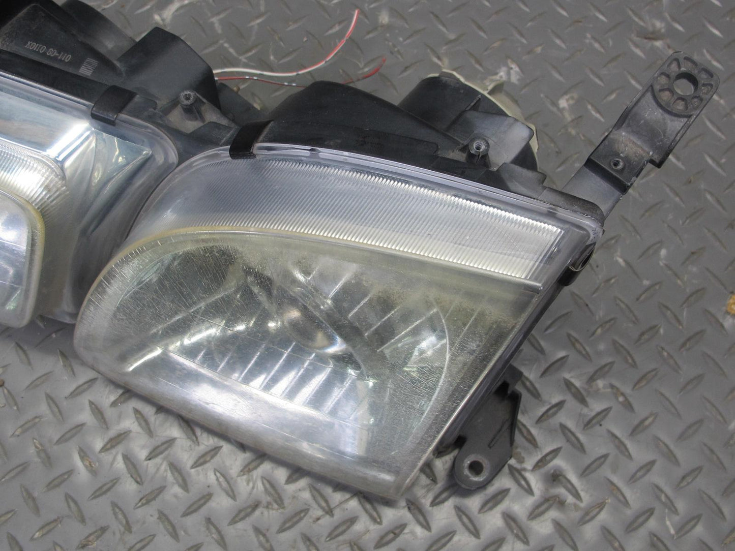 2003-2007 Lexus UZJ100L LX470 Front Left Halogen Headlight Lamp OEM