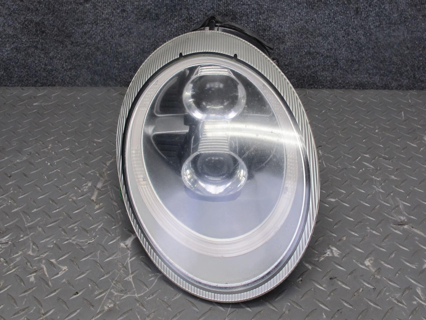 2005-2008 Porsche 911 997 Sonar Front Right Xenon Headlight Lamp