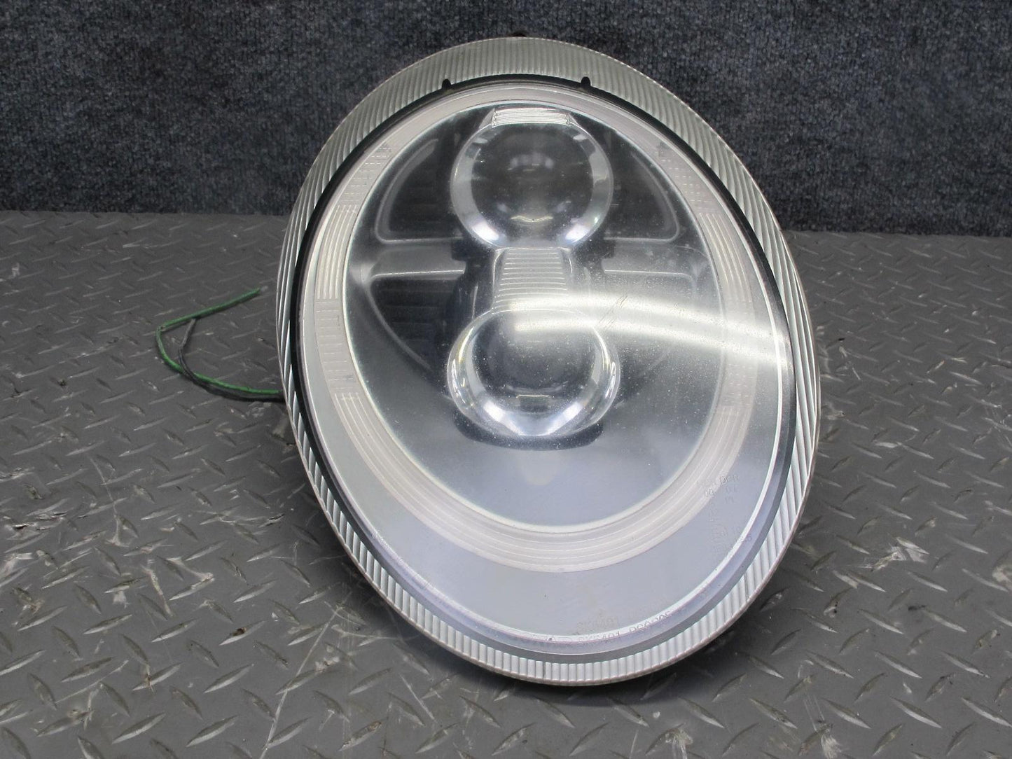 2005-2008 Porsche 911 997 Sonar Front Right Xenon Headlight Lamp