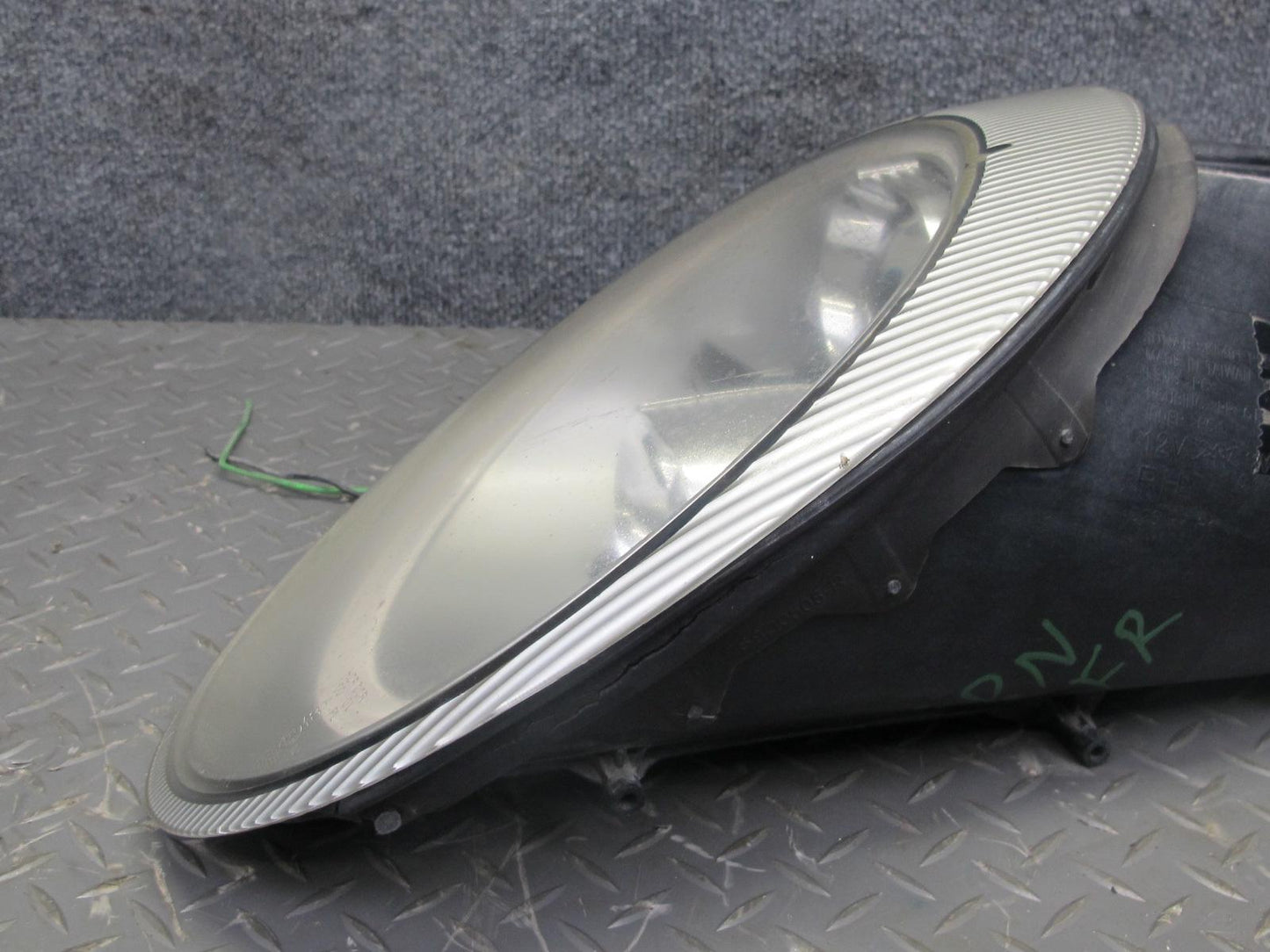 2005-2008 Porsche 911 997 Sonar Front Right Xenon Headlight Lamp