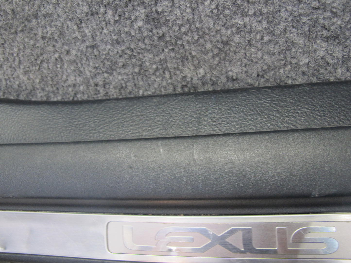 01-06 Lexus UCF30L LS430 Set of 2 Rear Door Scuff Sill Plate Trim Panel OEM