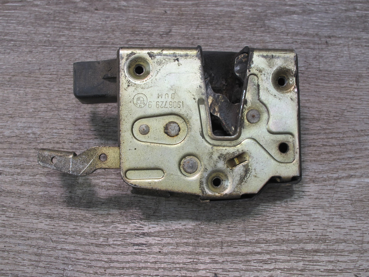 87-89 BMW E30 Coupe Convertible Front Left Door Lock Latch Actuator 1906729 OEM