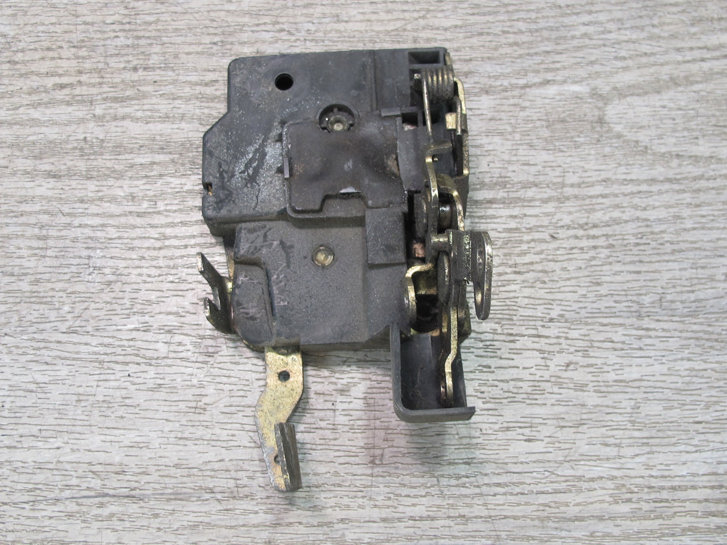 87-89 BMW E30 Coupe Convertible Front Left Door Lock Latch Actuator 1906729 OEM
