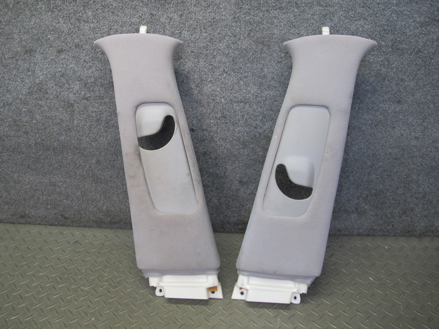 04-06 Lexus UCF30L LS430 Left & Right Upper Center B Pillar Trim Cover Panel OEM