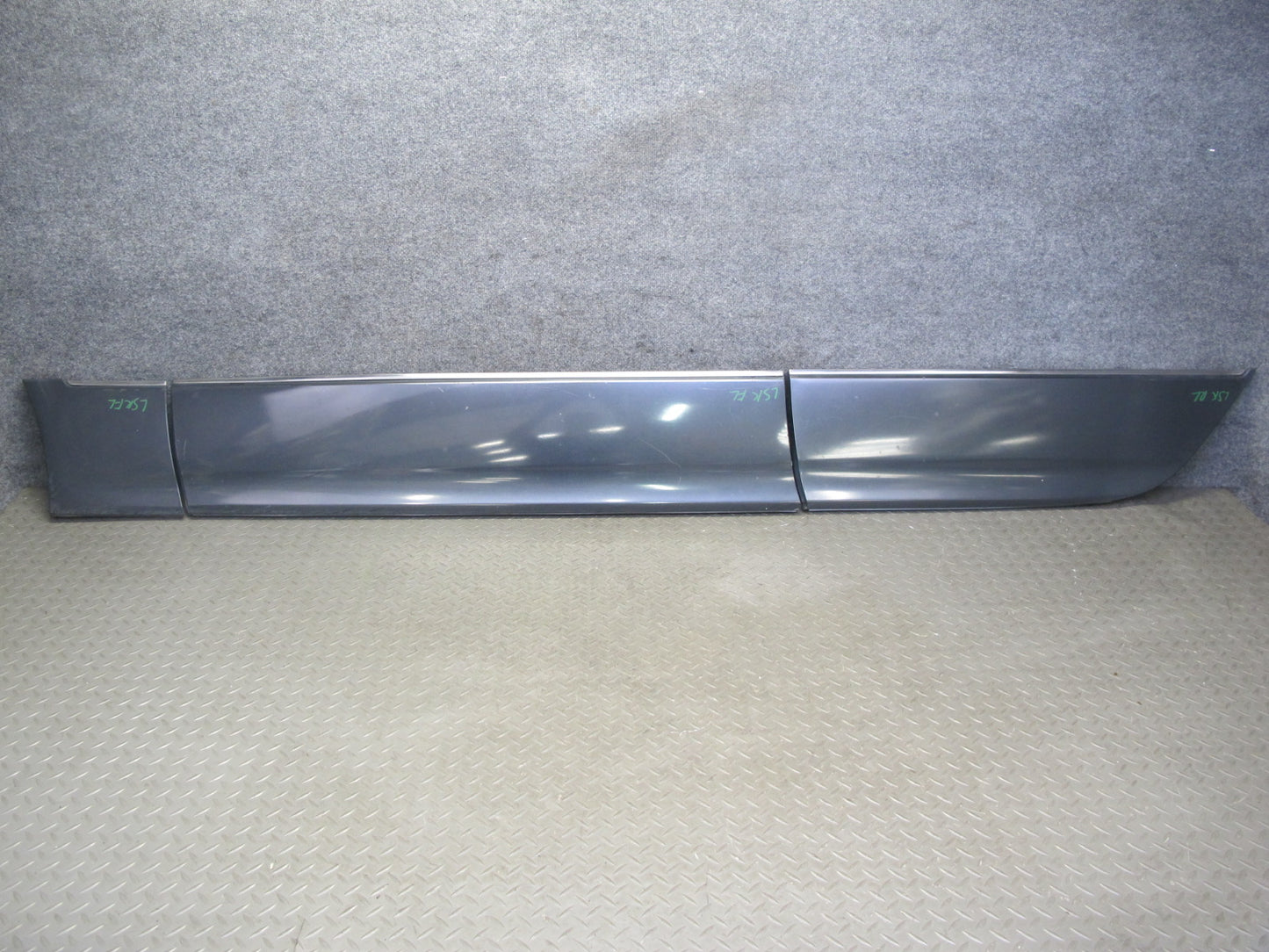 04-06 Lexus UCF30L LS430 Left Fender Door Lower Exterior Molding Trim Set OEM