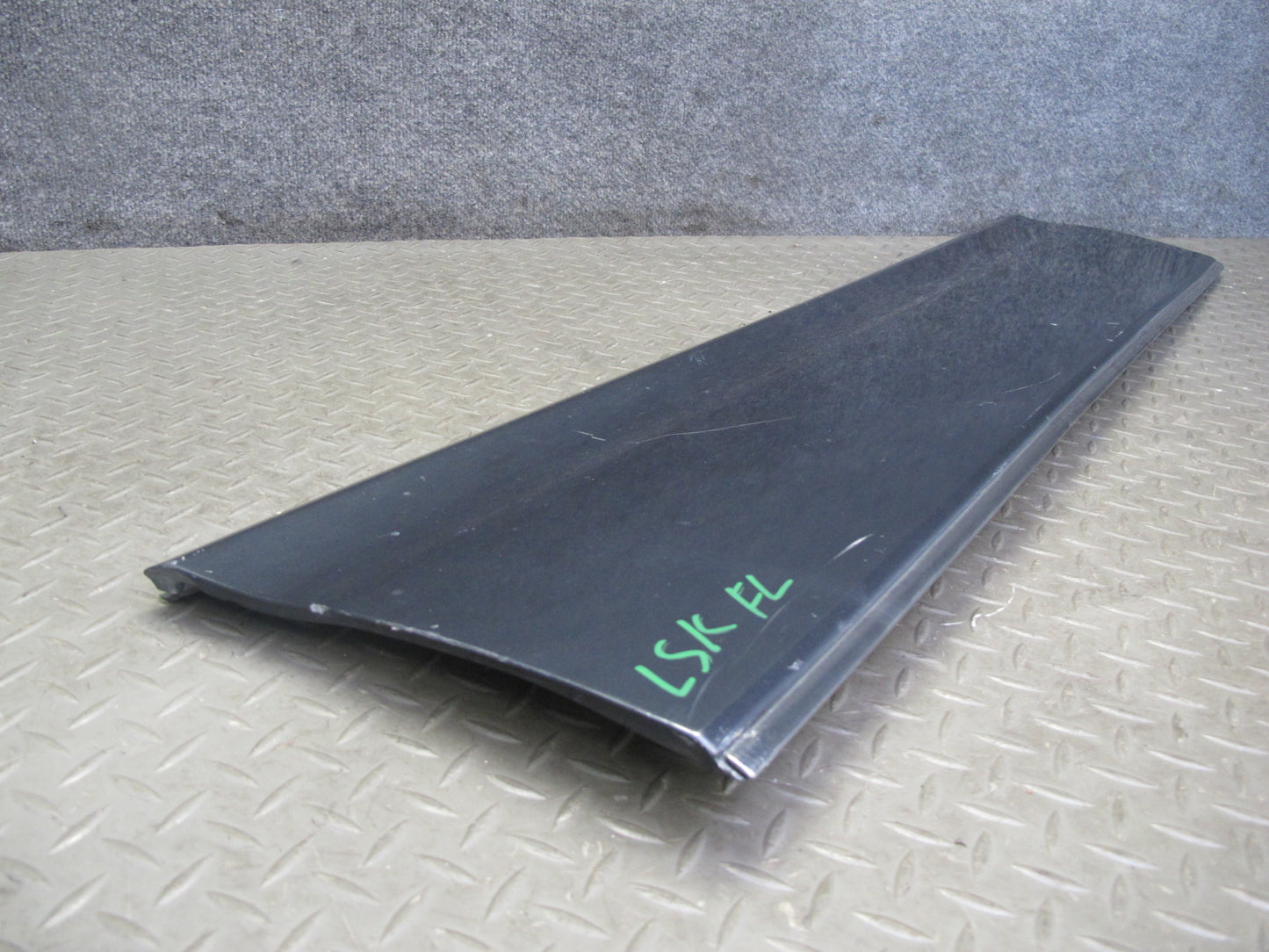 04-06 Lexus UCF30L LS430 Left Fender Door Lower Exterior Molding Trim Set OEM