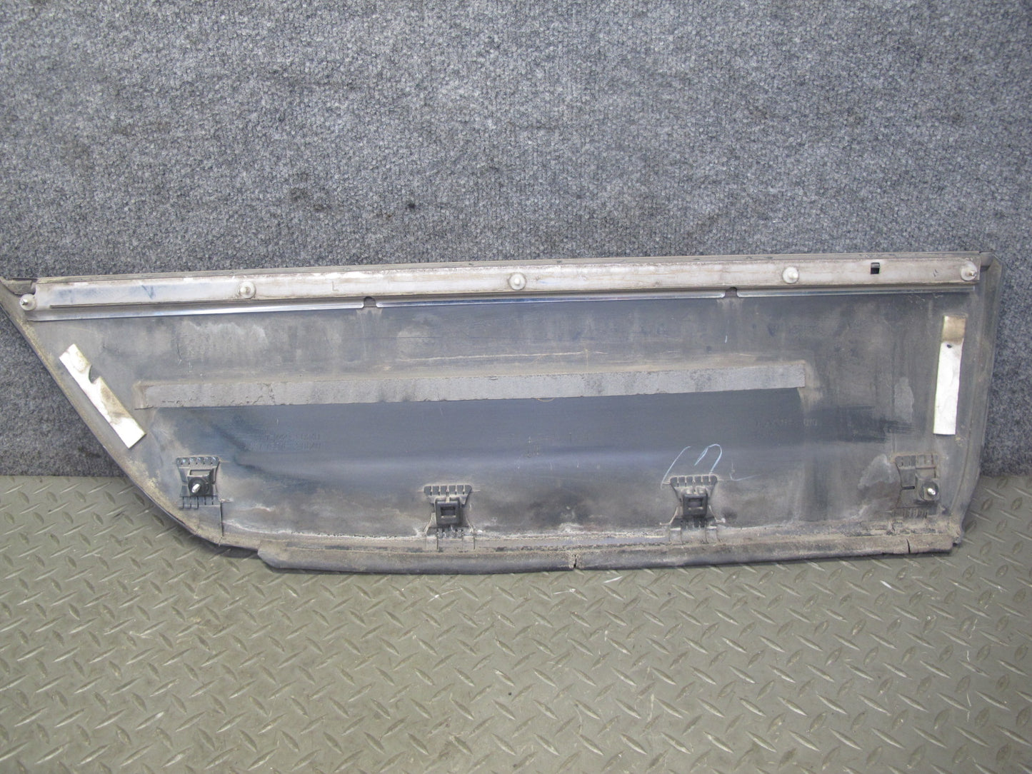04-06 Lexus UCF30L LS430 Left Fender Door Lower Exterior Molding Trim Set OEM