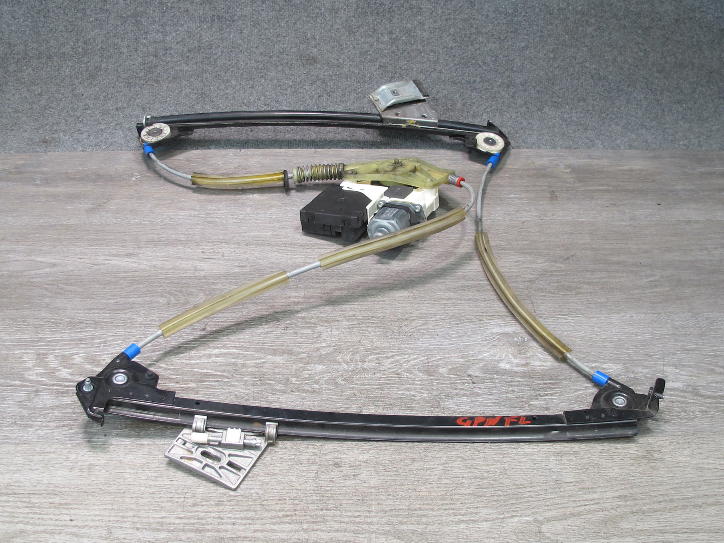 2005-2012 Porsche 911 997 Left Door Window Regulator w Motor 99762418102
