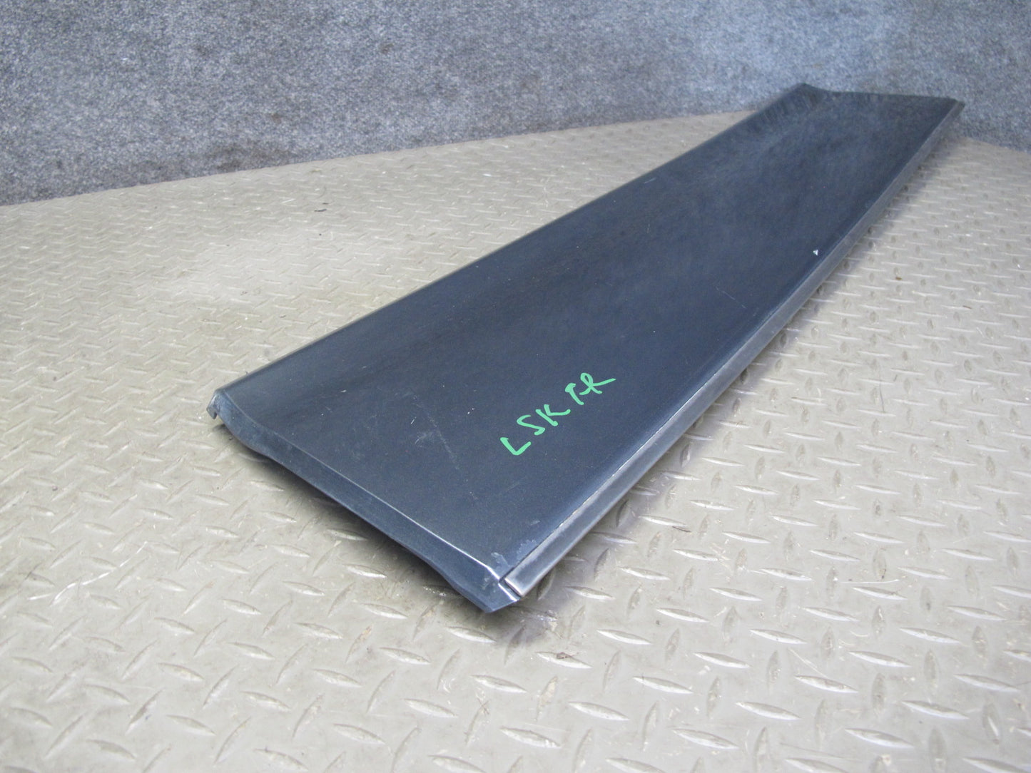04-06 Lexus UCF30L LS430 Right Fender Door Lower Exterior Molding Trim Set OEM