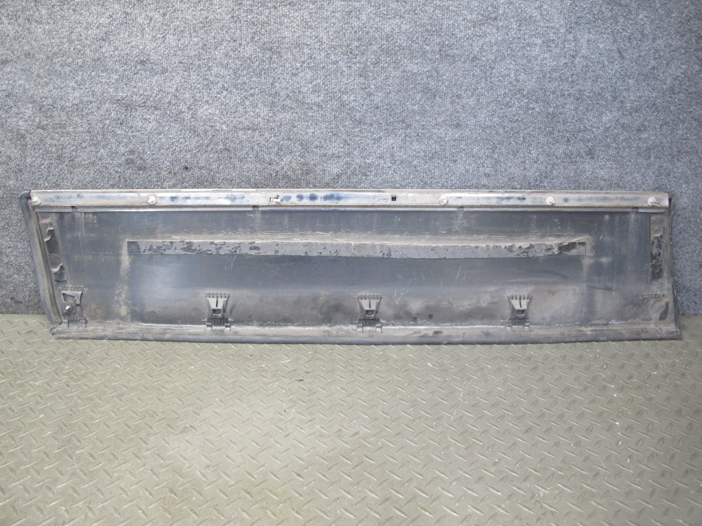 04-06 Lexus UCF30L LS430 Right Fender Door Lower Exterior Molding Trim Set OEM