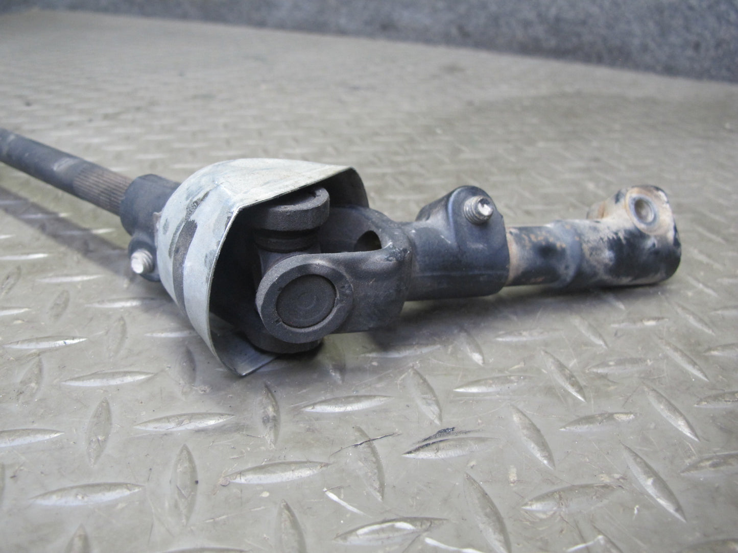 01-06 Lexus UCF30L LS430 Steering Column Lower U Joint Shaft OEM