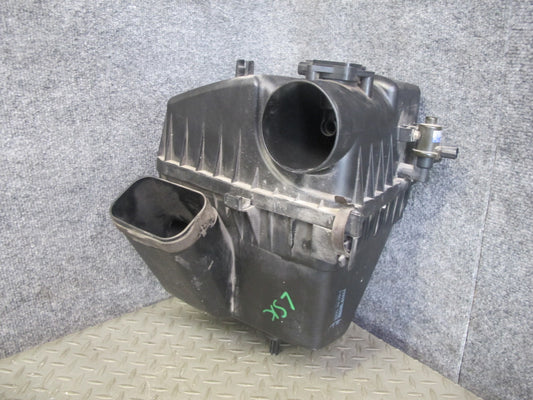 01-06 Lexus UCF30L LS430 Air Intake Cleaner Filter Box w MAF & Vacuum Switch OEM
