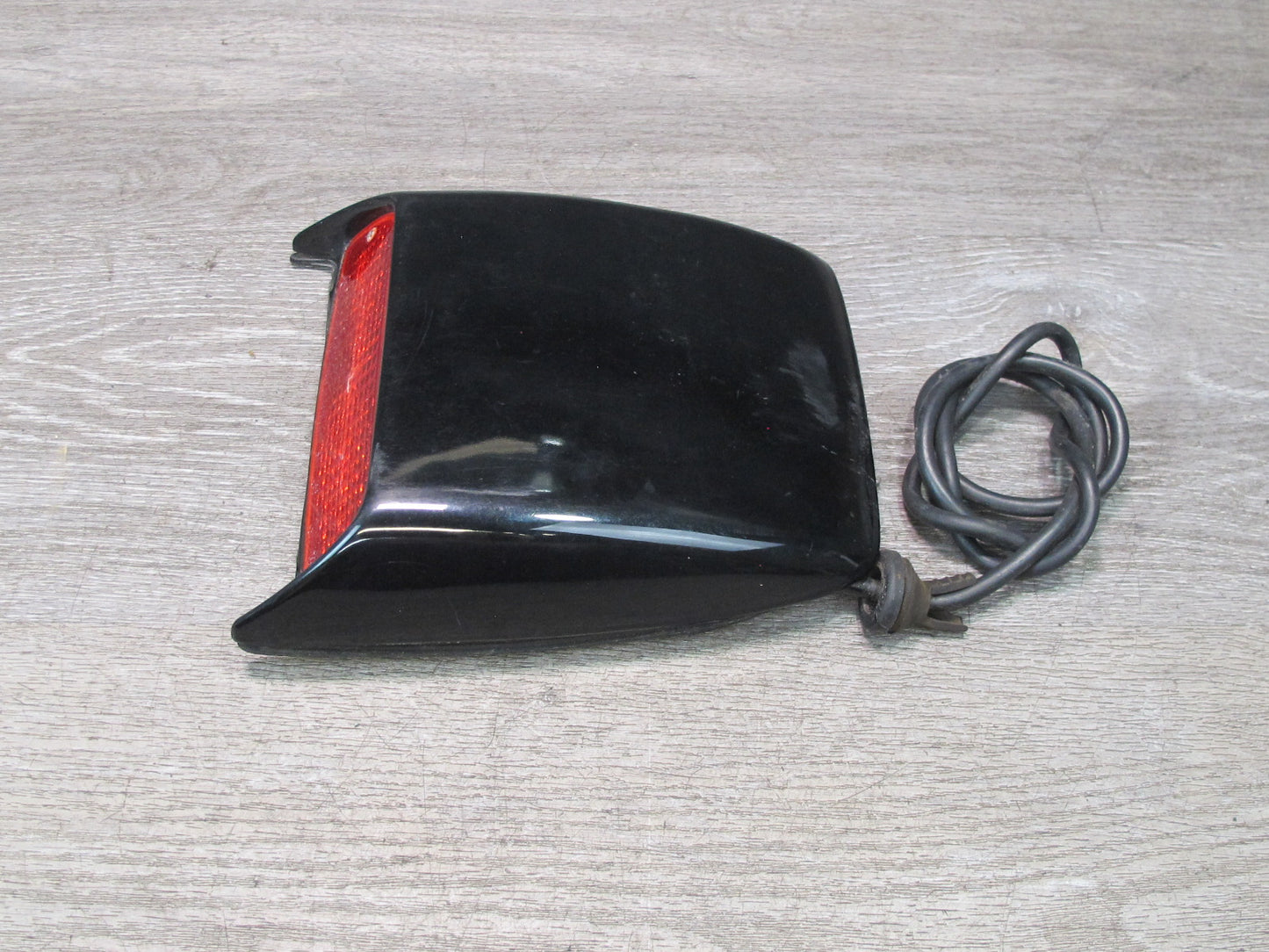 87-88 BMW E30 325i Convertible Rear 3RD Third Brake Stop Light Lamp Assembly OEM