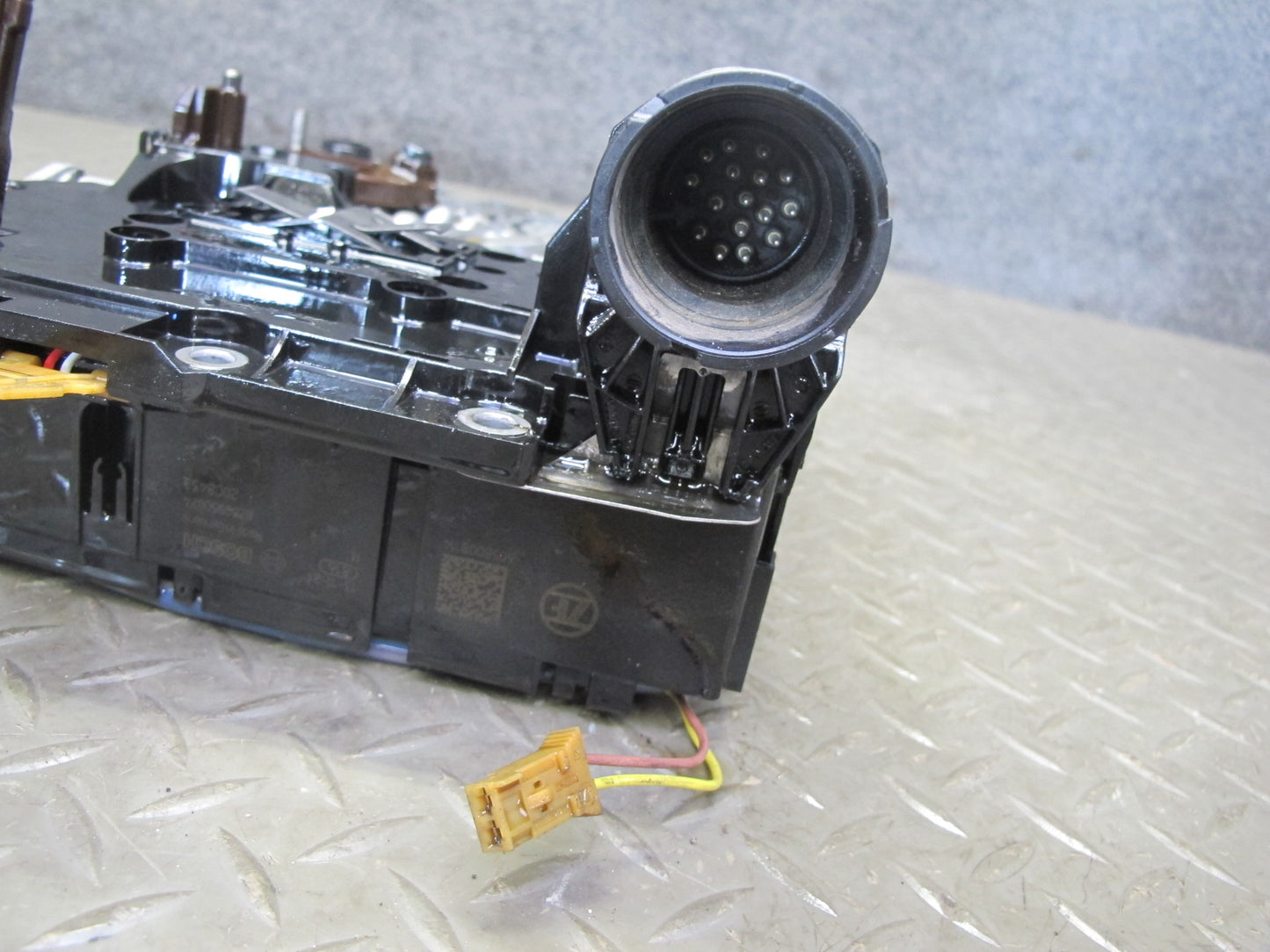2014-2018 BMW F15 X5 4.4L 8HP-70z Transmission Valve Body Mechatronic 8632170