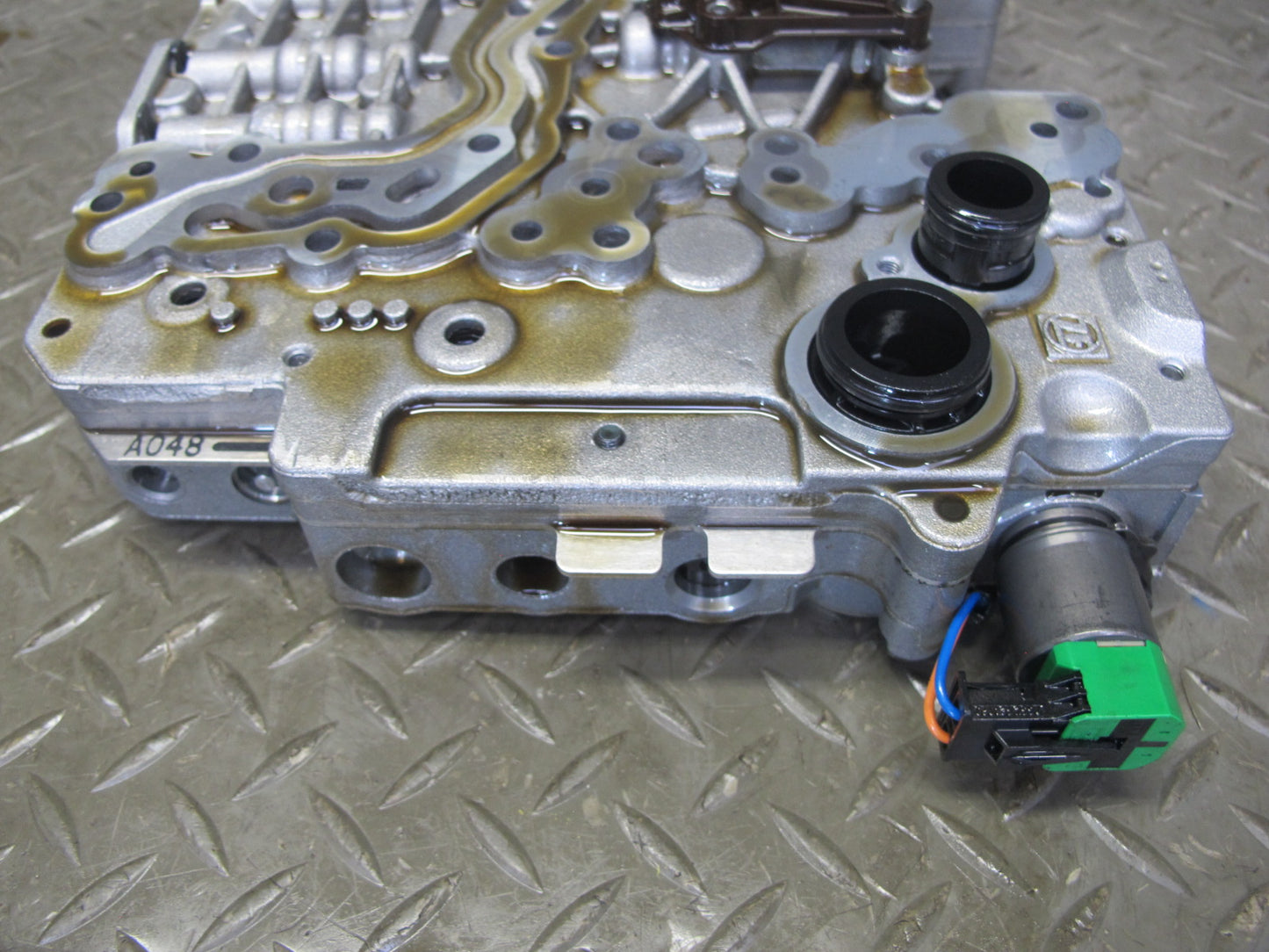 2014-2018 BMW F15 X5 4.4L 8HP-70z Transmission Valve Body Mechatronic 8632170