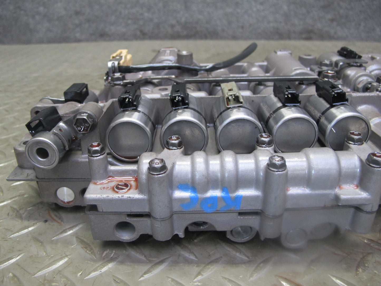 03-06 Porsche Cayenne 955 Turbo A48.50 A/T Transmission Valve Body Mechatronic