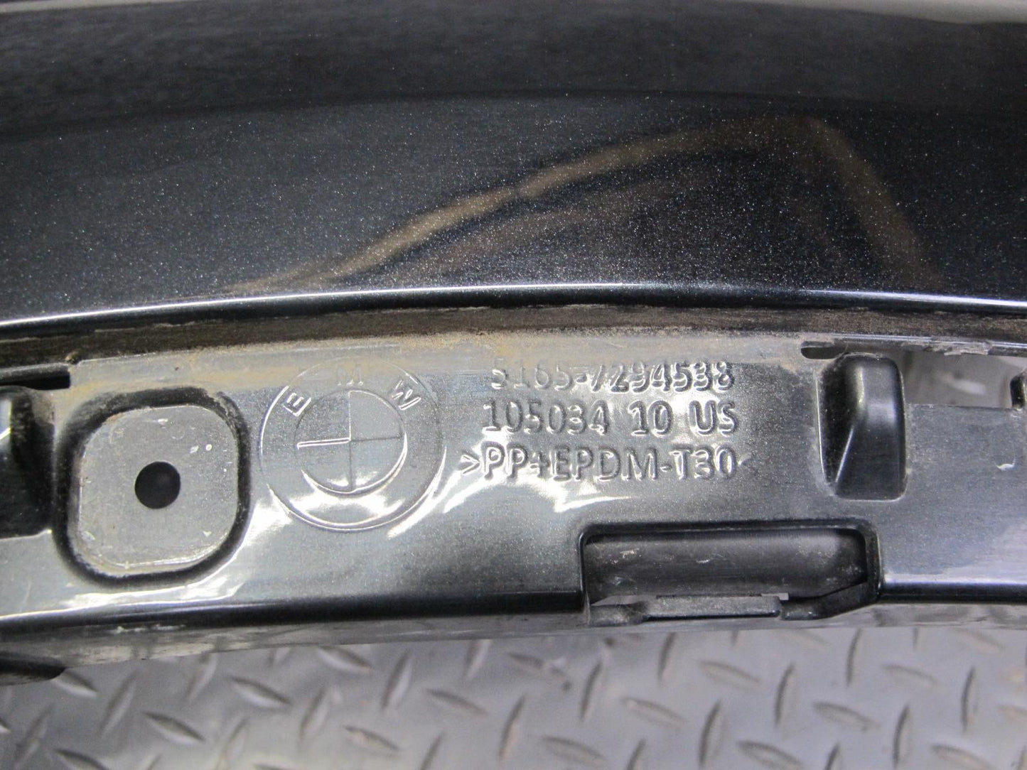 2014-2018 BMW F15 X5 Front Right Fender Shell Panel w M Sport Grille 7294538