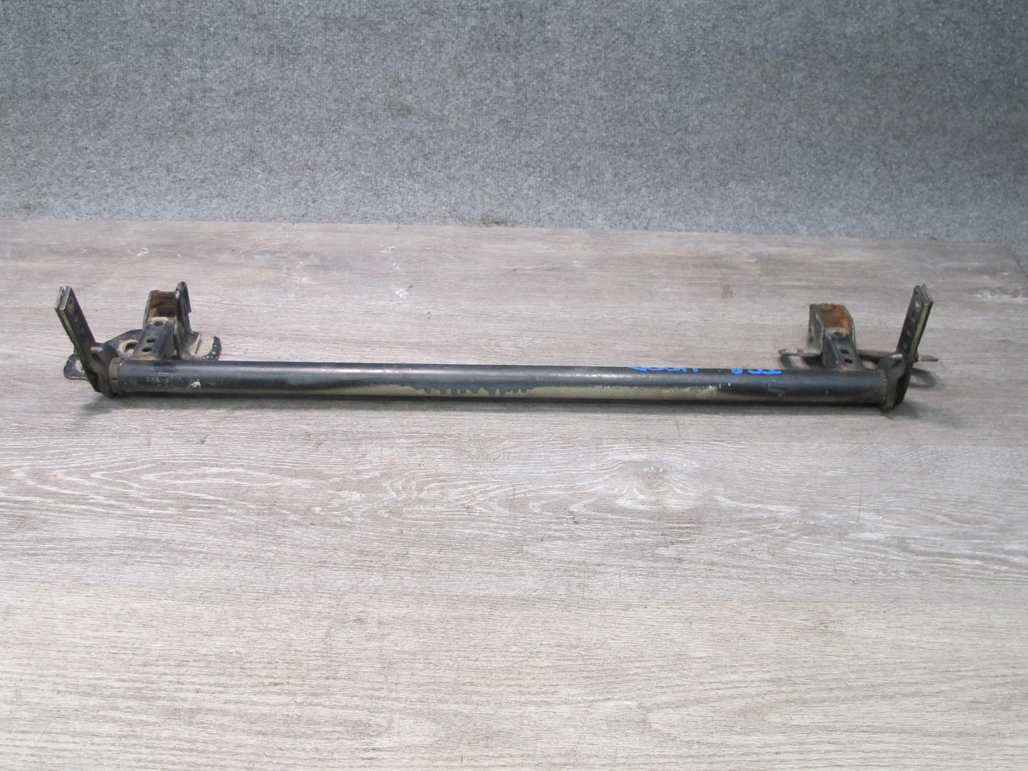 84-91 BMW E30 3-SERIES Hood Support Hinge Bracket Bar Joint OEM