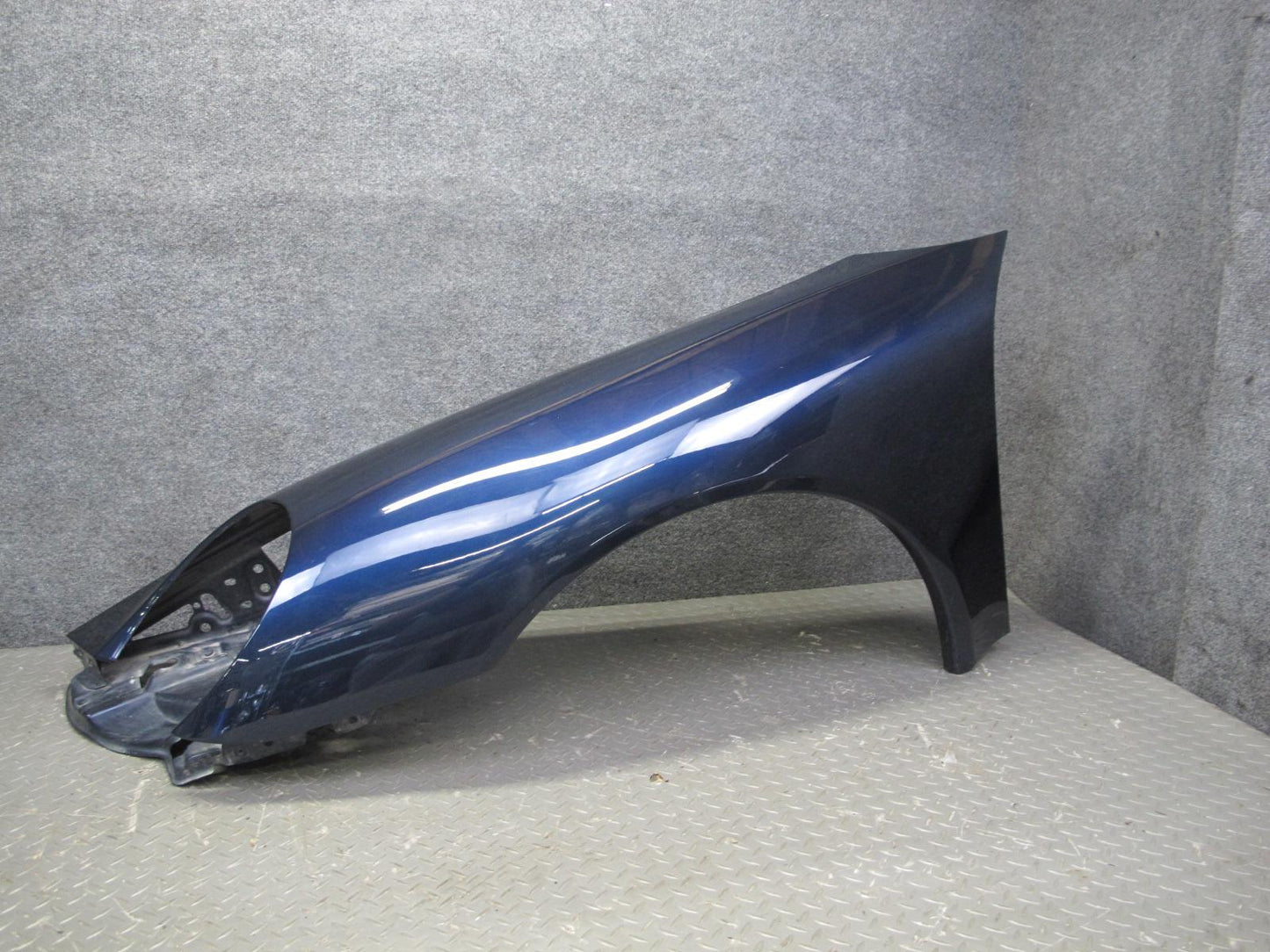 2005-2012 Porsche 911 997 Front Left Fender Shell Panel Cover 99750303100