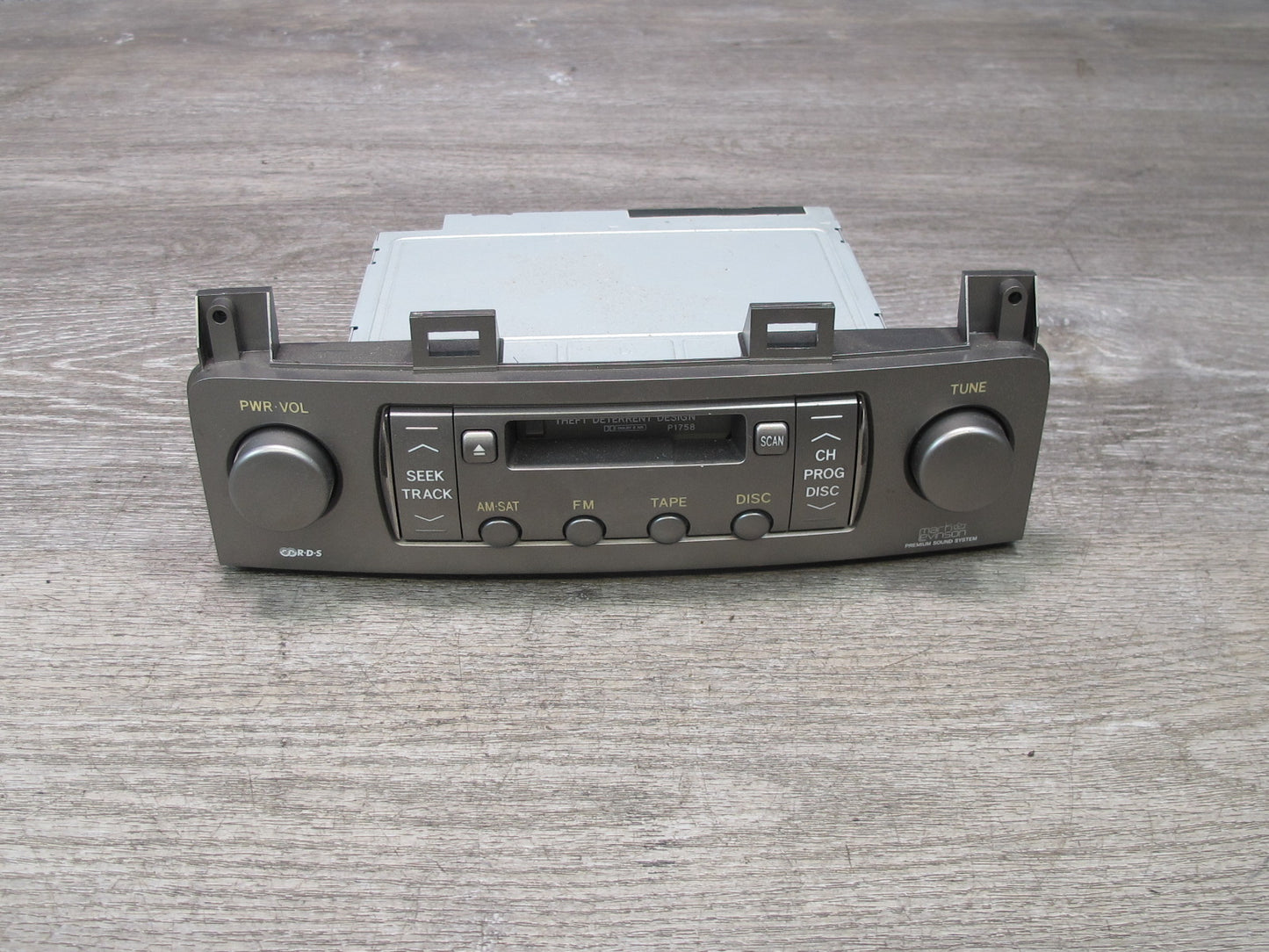2004 Lexus UZJ100L LX470 Radio CD Cassette Player Receiver 86120-60623