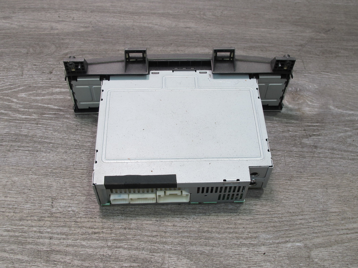 2004 Lexus UZJ100L LX470 Radio CD Cassette Player Receiver 86120-60623