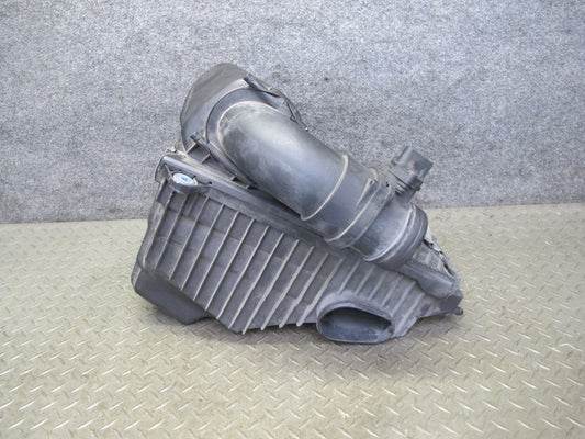 2003-2006 Porsche Cayenne 955 Turbo Right Air Intake Cleaner Filter Box w Sensor