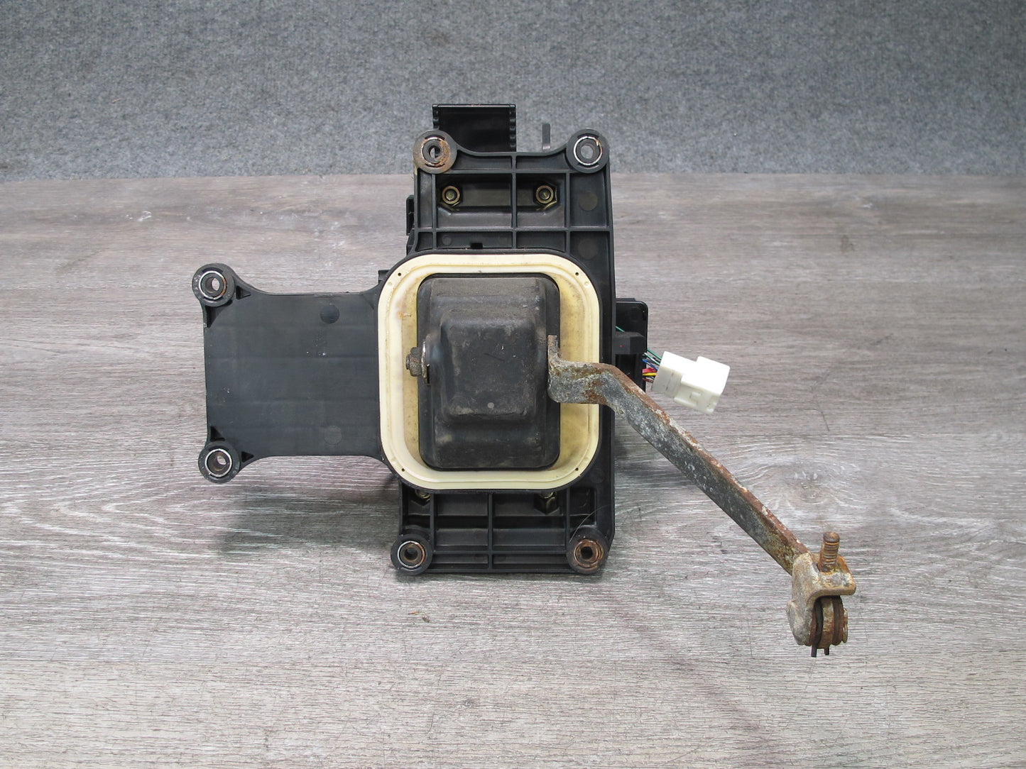 2003-2007 Lexus LX470 A/T Automatic Transmission Gear Shifter Selector