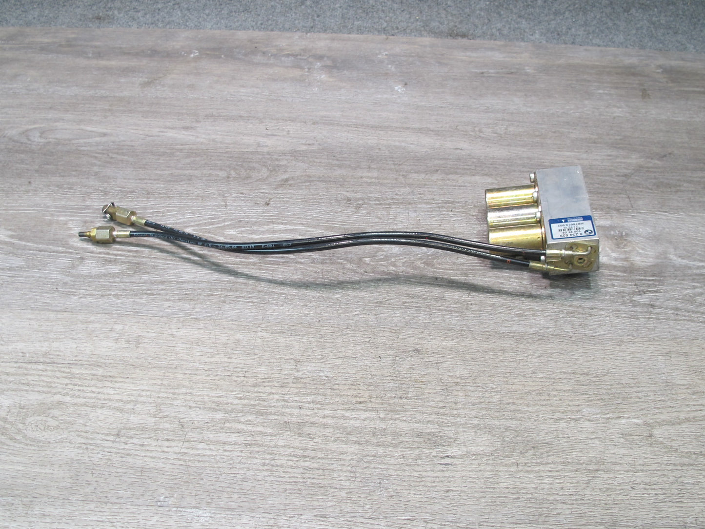 01-06 BMW E46 3-SERIES Convertible TOP Roof Hydraulic Valve Control Block OEM