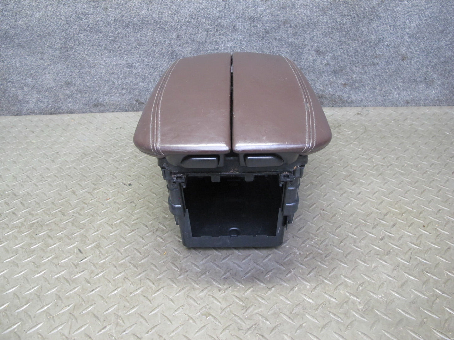 2014-2018 BMW F15 X5 Front Center Console Leather Armrest Compartment Storage
