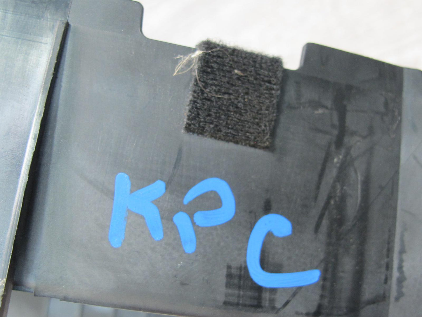 2003-2006 Porsche Cayenne 955 Main Fuse Relay Junction Box 7L0937548C