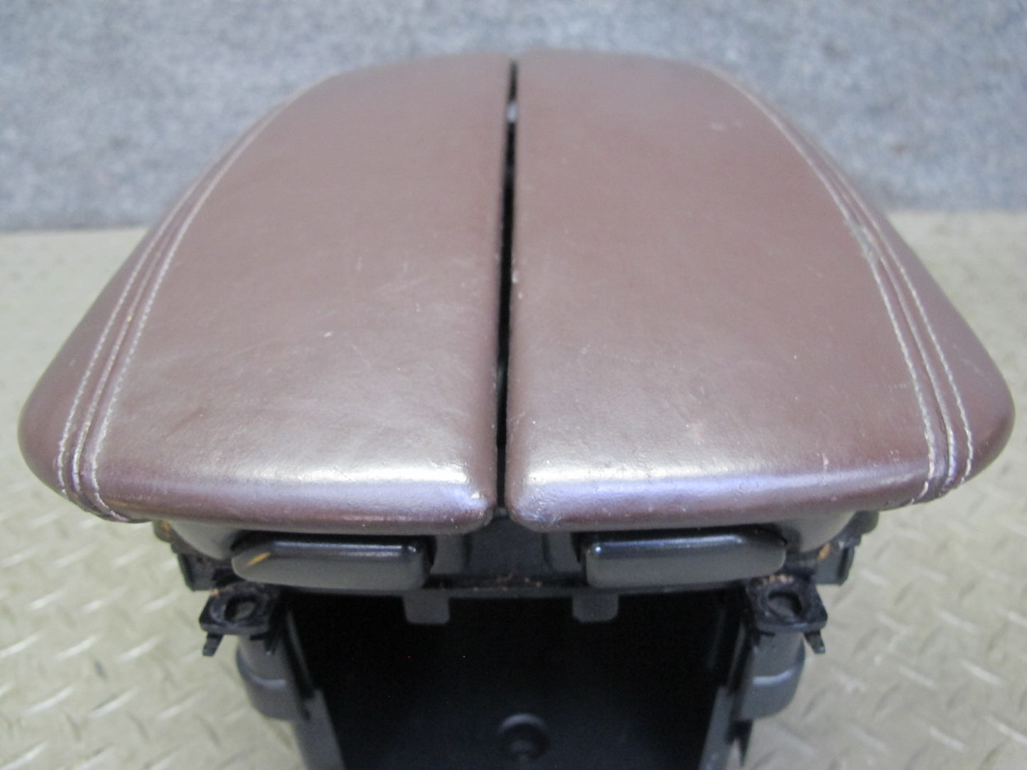 2014-2018 BMW F15 X5 Front Center Console Leather Armrest Compartment Storage